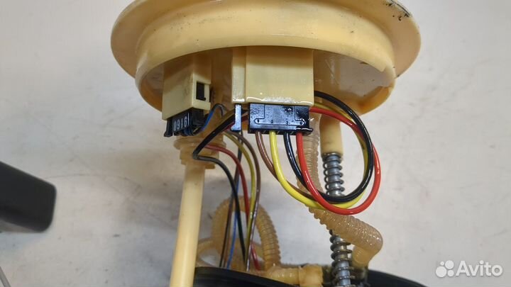 Насос топливный электрический Skoda Octavia (A7), 2016