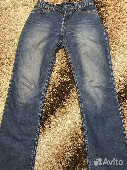 Джинсы Levi's