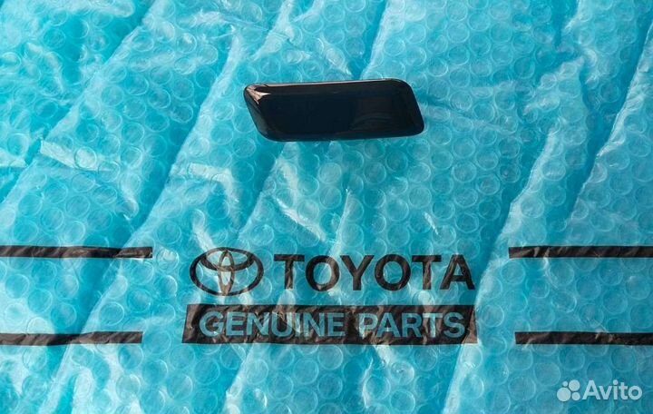 Форсунка омывателя Lc 200 правая в сборе 15-21