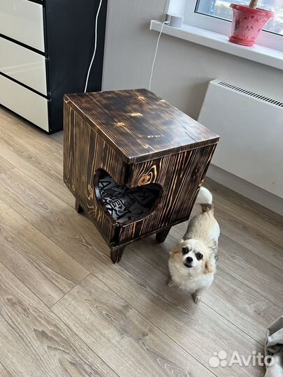 Тумбочка прикроватная