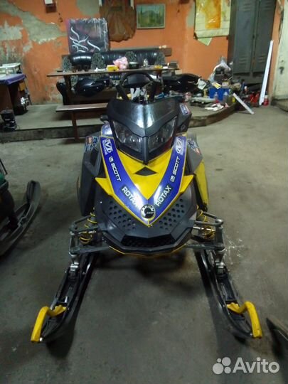 Продам снегоход