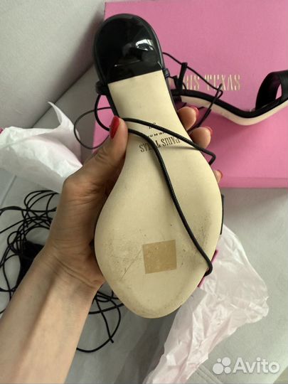 Босоножки Paris Texas