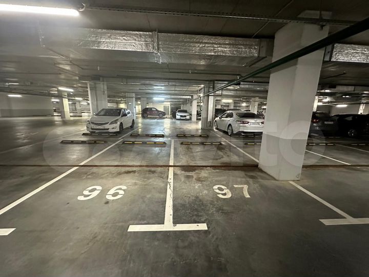 Машиноместо, 15 м²