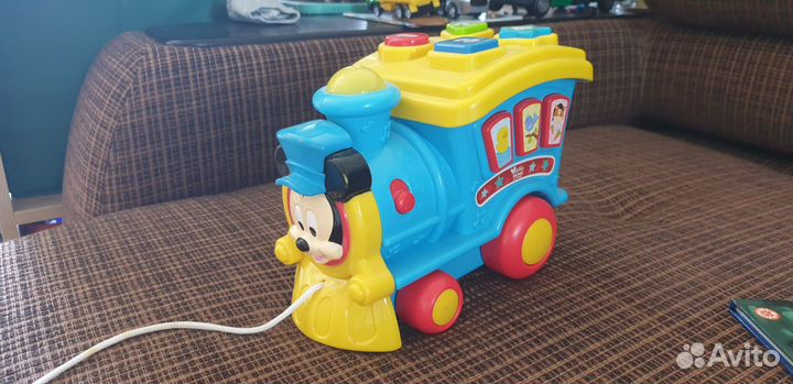 Паровозик музыкальный