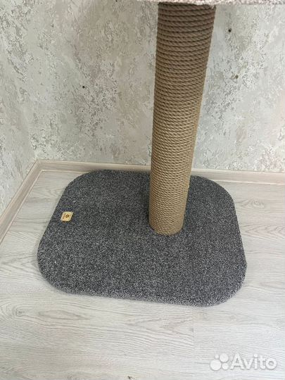 Когтеточка с лежанкой 