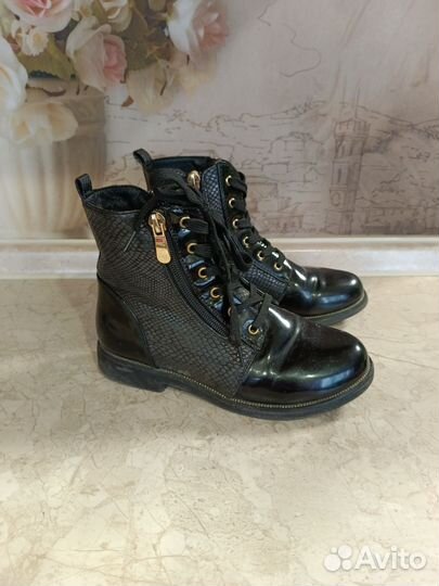 Ботинки и сапожки демисезонные 32