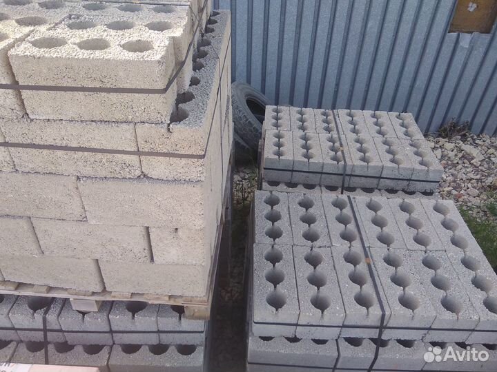 Блок кирамзитовый и муравой