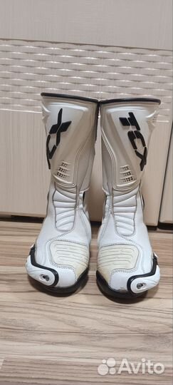 Мотоботы женские