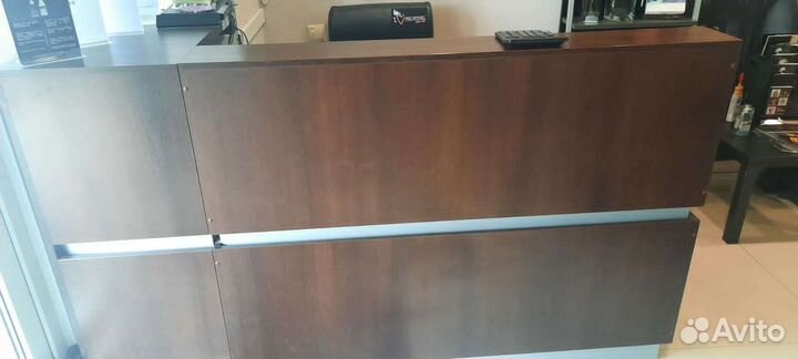 Стойка рецепшн с подсветкой б/у