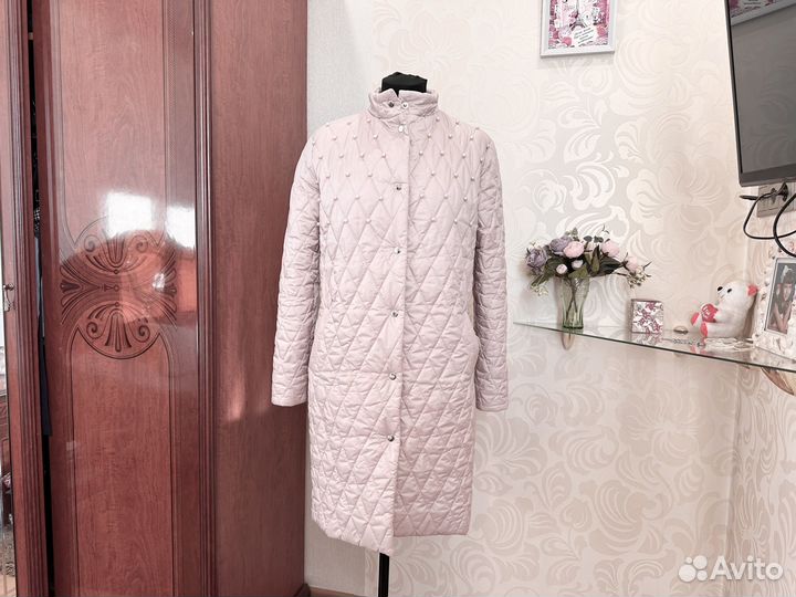 Демисезонное пальто 46 48 розовое