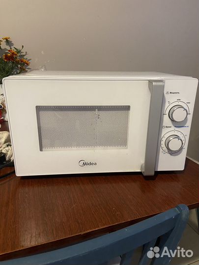 Микроволновая печь Midea