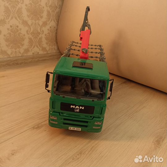 Машины Bruder трактор большой и лесовоз