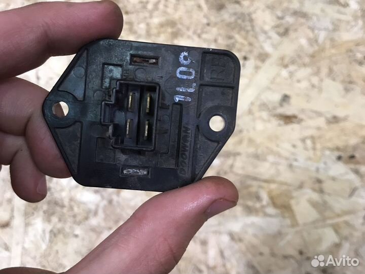 Резистор печки Solaris 1