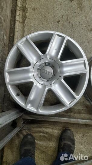 Диски литые Audi 7.5x17 еt32, 5x100, ф57.0. 4 шт з