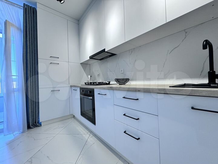 2-к. квартира, 54 м², 4/6 эт.