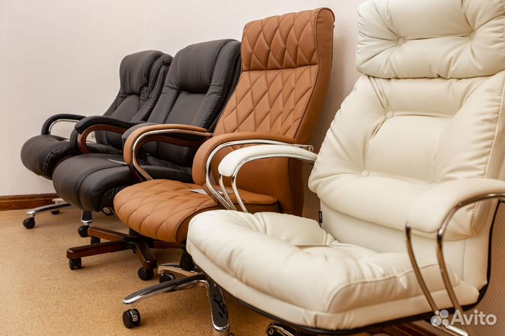 Офисное компьютерное кресло