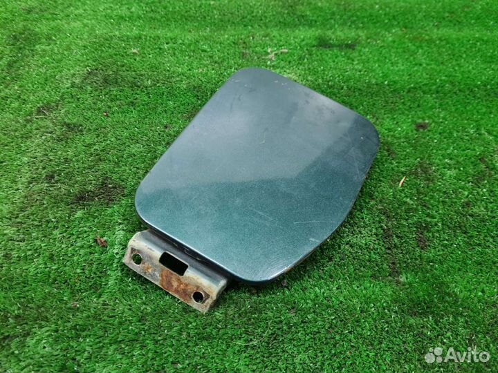 Лючок бензобака Suzuki Baleno 1