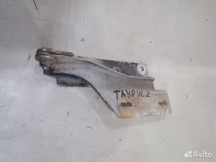 Петля капота левая Ford Taurus 2 1992-1996