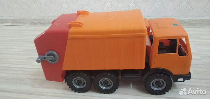 Игрушки- машинки бу