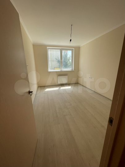 2-к. квартира, 62 м², 1/9 эт.