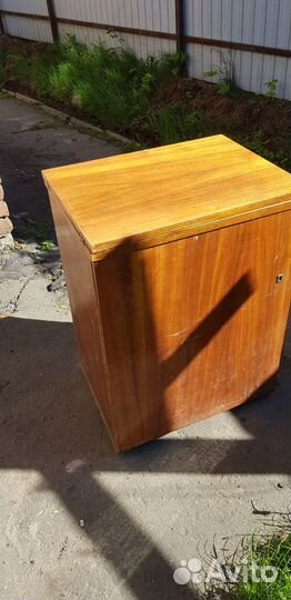 Швейная машинка Чайка-2