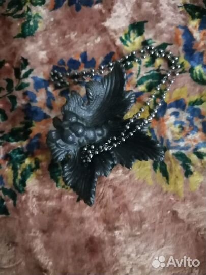 Пепельница чугун литье. Лист смородины