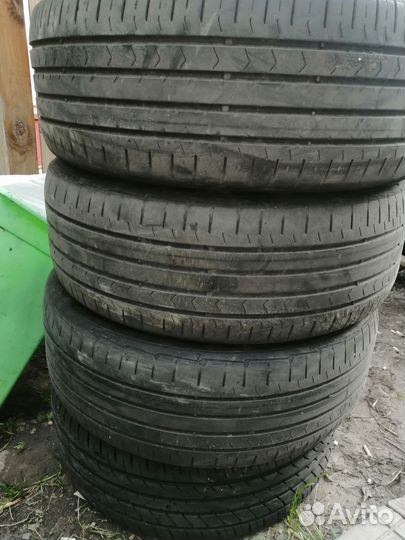 Continental ContiPremiumContact 5 215/55 R17