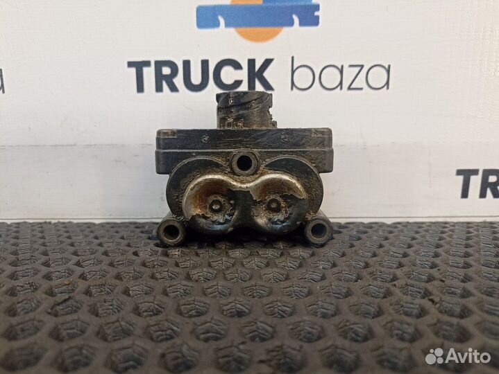 0501221161 Блок клапанов кпп 16S2220TD