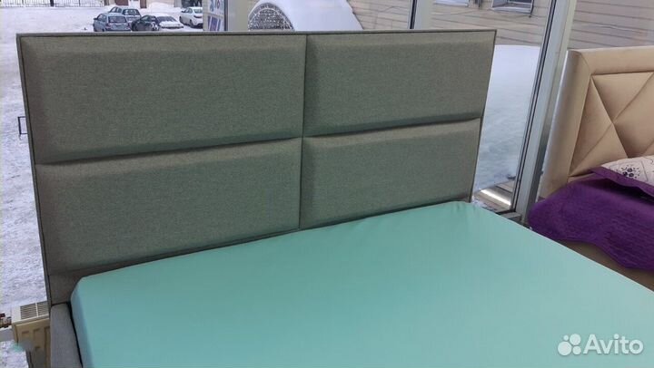 Кровать интерьерная Мягкая обивка