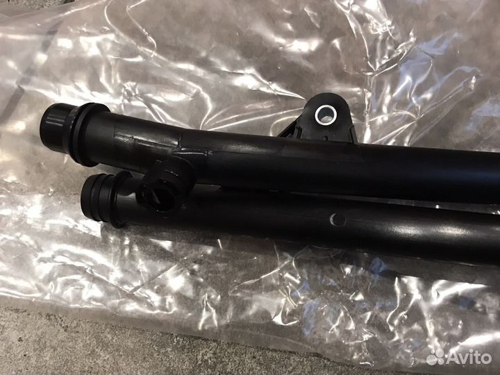 Патрубок охлаждения мерседес ом 271