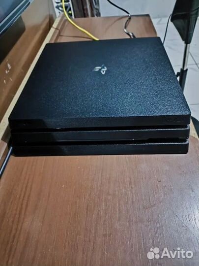 Sony playstation 4 pro 1tb