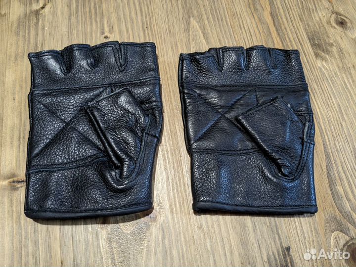 Перчатки кожаные без пальцев