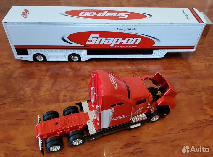 Коллекция моделей тягачи и фуры 1/43