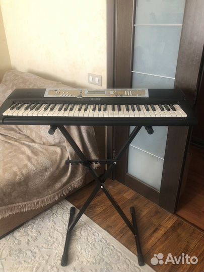 Синтезатор yamaha psr r200