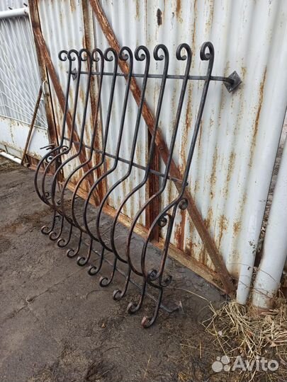 Металлические решетки на окна бу