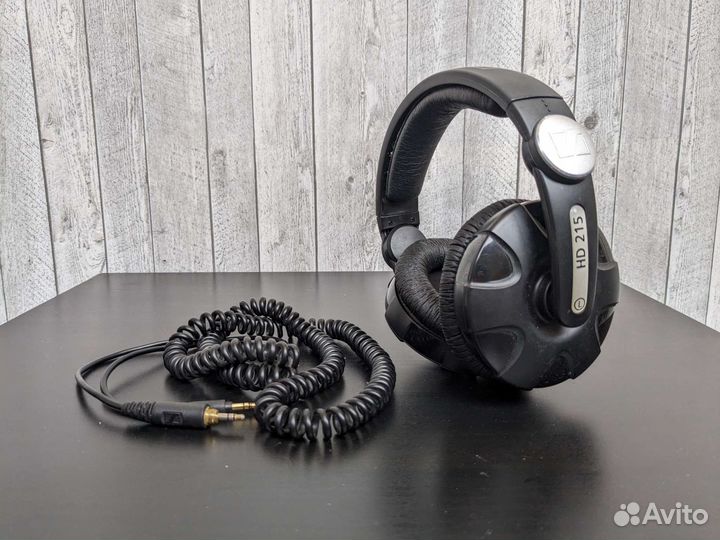 Наушники Sennheiser HD 215