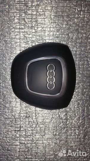 4L0880201Q Подушка безопасности в руль Audi Q7