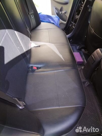 Чехлы на сидения Тойота королла