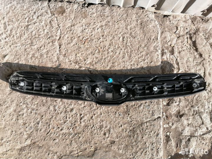 Решётка радиатора Subaru Forester 4