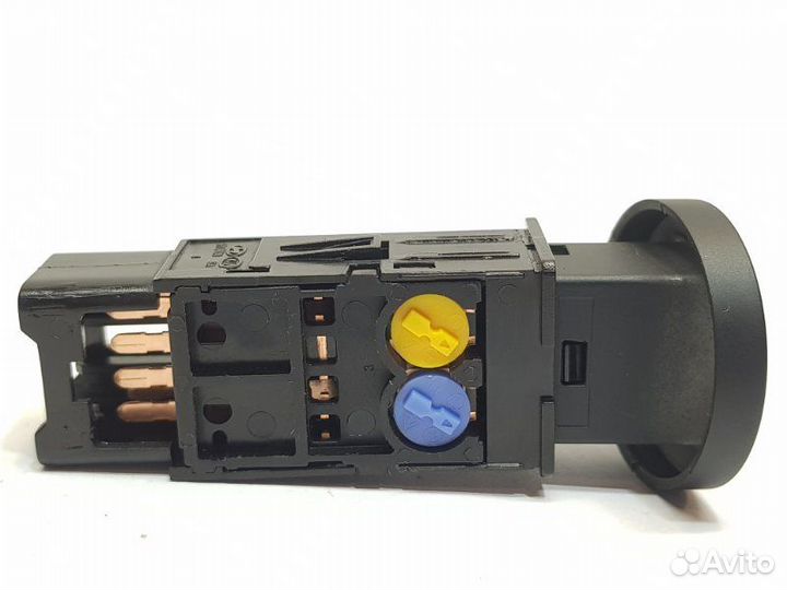 Кнопка обогрева стекла Hyundai Ix35 LM 1.6 G4FD