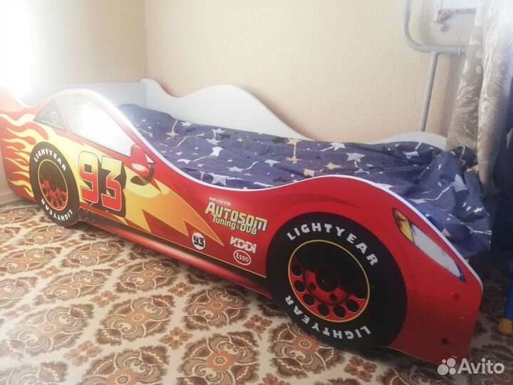 Кровать машинка детская б/у