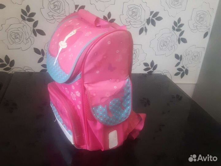 Школьный рюкзак в отличном состоянии