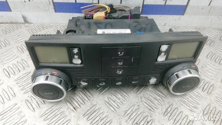 Блок управления климатической установкой Volkswage