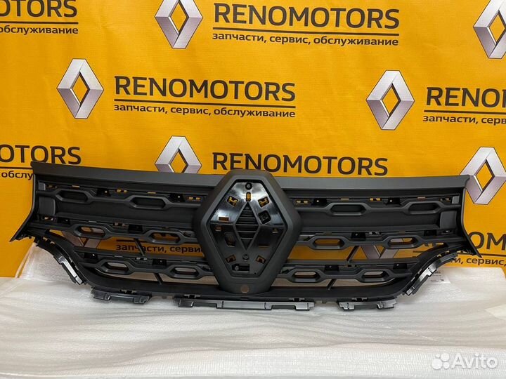 Решетка радиатора Renault Duster 2