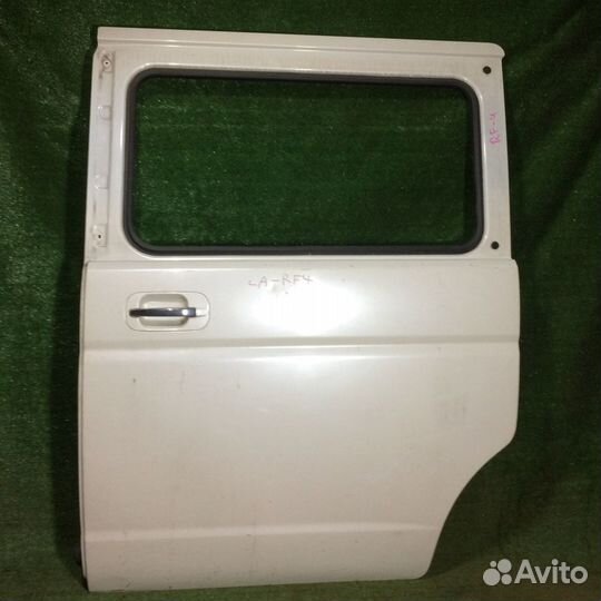 Дверь задняя левая Honda Stepwgn RF3 RF8 Перламутр