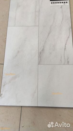 Кварцвиниловая плитка, ламинат spc