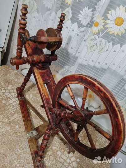 Прялка деревянная старинная