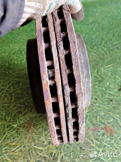 Диски тормозные передние для Ауди 80 Б3 1.8л 1990г