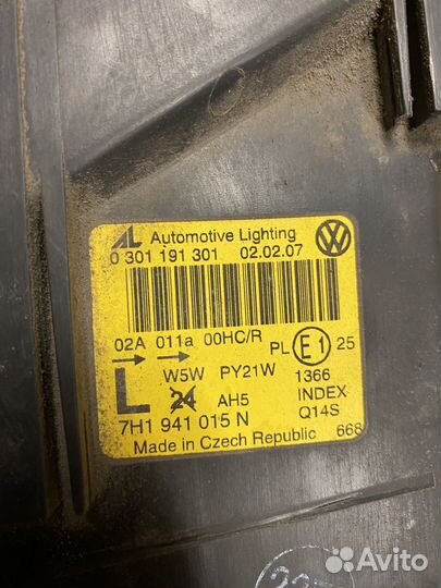 Фара Volkswagen Transporter T5 передняя левая