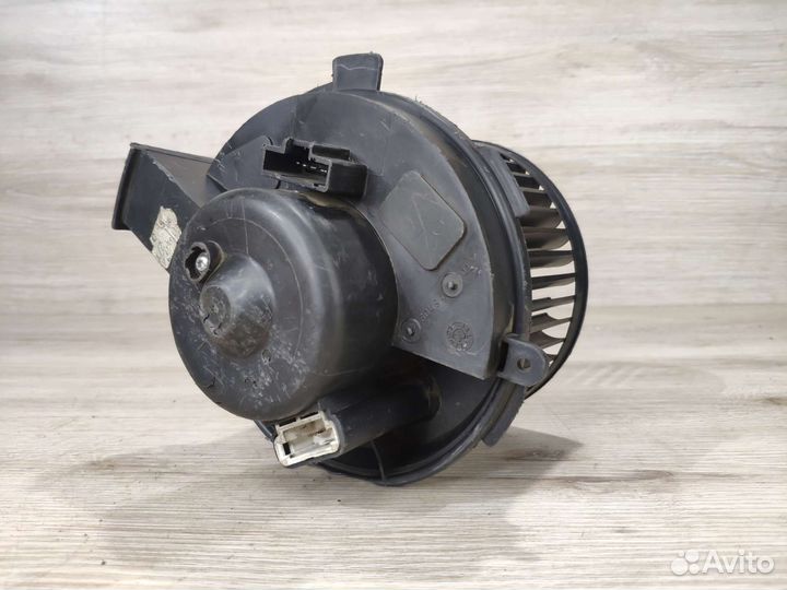 Вентилятор печки климат Peugeot 206